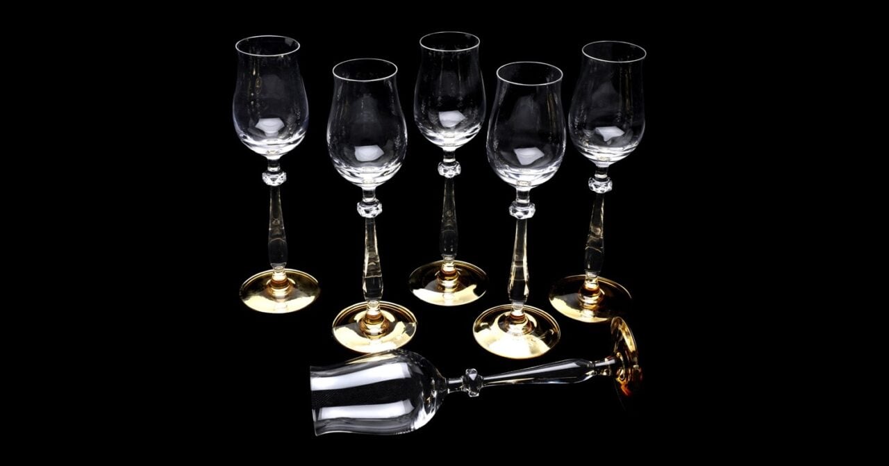 How To Wash A Glass